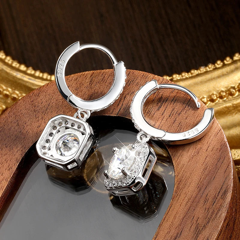 D Color Moissanite örhängen i 925 silver vitguldpläterad