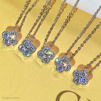 Moissanite Clover Halsband i 925 Silver